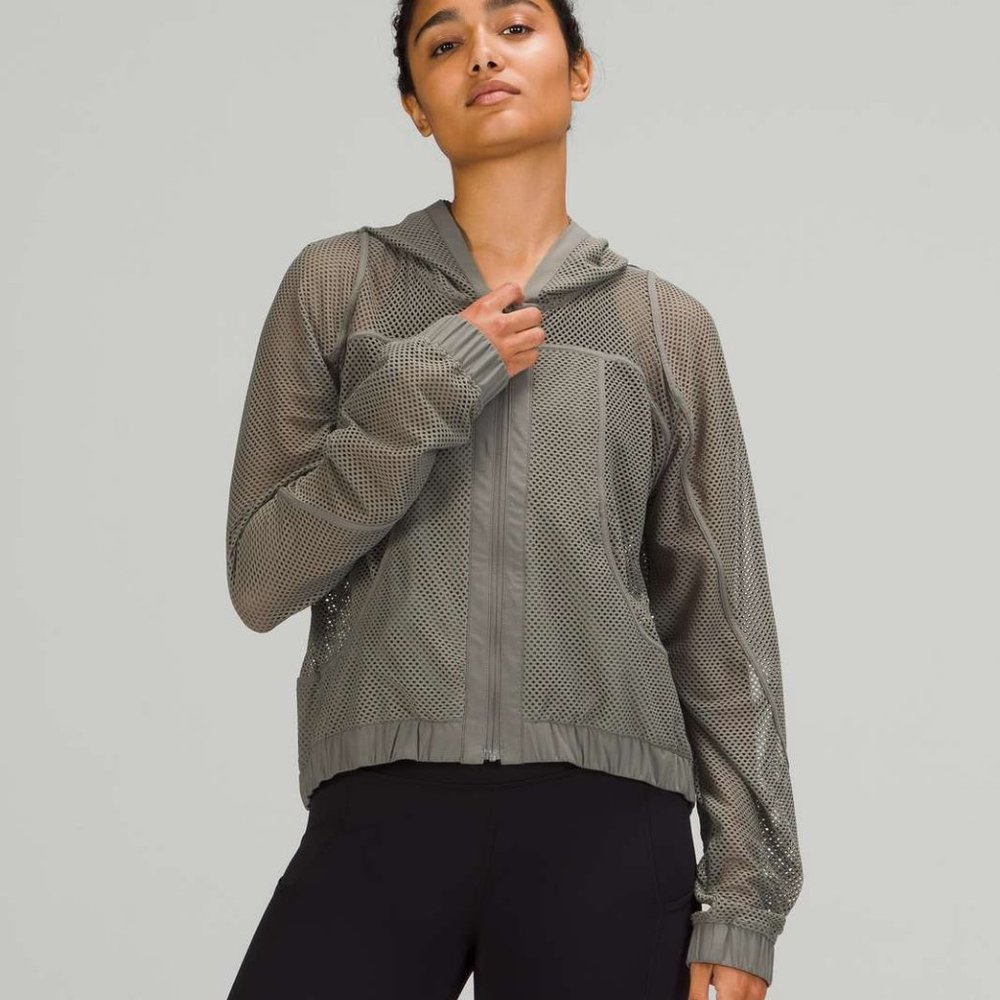 Lululemon Relaxed Fit Mesh Jacket, sz 6 Grey Sage
